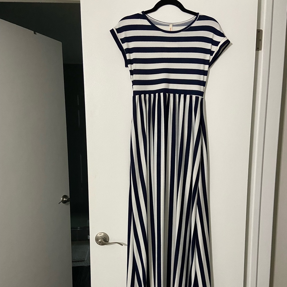 Boutique maxi dress